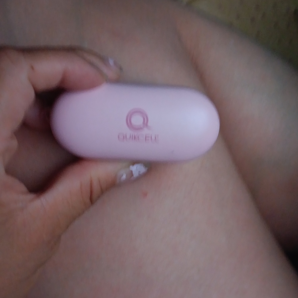 Quikcell airbuds